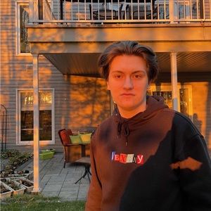 Meet your Posher, Christophe